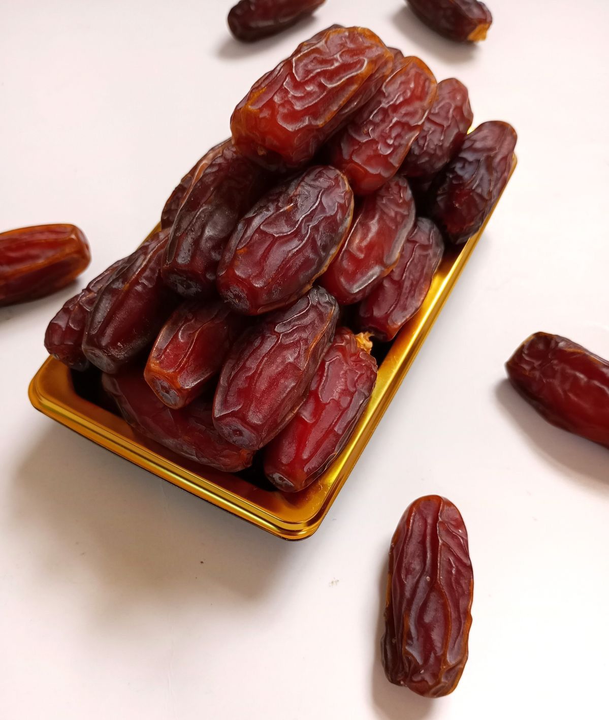 Mabrom Dates